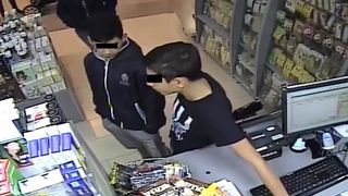 Trei minori, prinsi la furat din mai multe magazine din Giurgiu