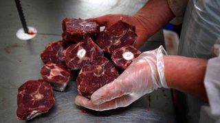 S-a inaugurat primul restaurant din lume unde se consuma carne de om!