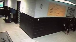 O caprioara a intrat intr-o scoala din Mississippi. Ce s-a intamplat cu vizitatorul neasteptat te va amuza