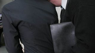 Profesor din Pascani, acuzat ca a hartuit sexual o eleva. Barbatul are 60 de ani, iar fata... - Doamne fereste