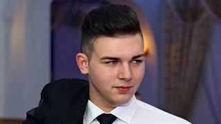 El este tanarul care a provocat accidentul mortal de pe DN 7. Darius avea doar 19 ani si era elev in clasa a XII-a