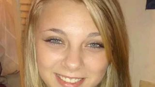 O tanara si-a scos ochii in fata unei biserici, dupa ce consumase substante interzise