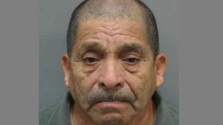 A batjocorit o copila de 12 ani pana a lasat-o insarcinata, dar nu va face o zi de puscarie! "E batran si infirm, domnule judecator..."