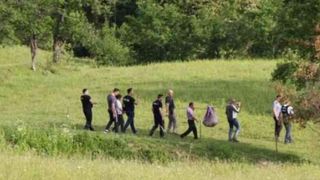 Crima odioasa in Bistrita! Un barbat a fost transat ca un animal, iar copiii criminalilor au fot martori la intreaga scena