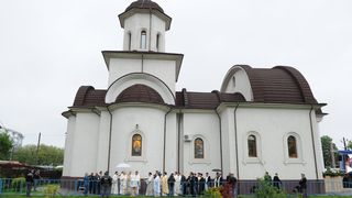 Clipe de groaza traite la slujba de duminica! Un copilas a cazut din clopotnita la o biserica din Bucuresti