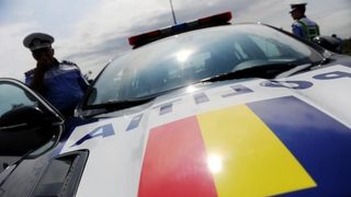 Un accident extrem de violent s-a produs in Timis! Doi tineri au murit si patru persoane sunt grav ranite