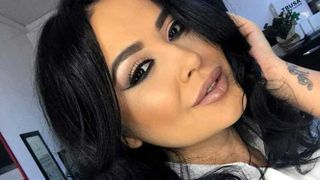 Vedeta abia a născut, dar este dăr&acirc;mată de durere! Cea mai dragă persoană din viaţa ei a murit: "N-am putut să merg la &icirc;nmorm&acirc;ntare"