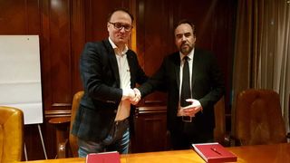 Alexandru Cumpănaşu şi Bobby Păunescu au semnat alianţa CNMR şi ARMIS! Apare cea mai mare organizaţie economică, socială, academică şi culturală din Rom&acirc;nia