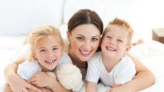 Veste URIASA pentru mamele din Romania! Scade varsta de pensionare