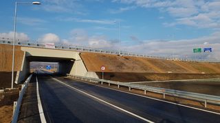 O nouă autostradă se deschide astăzi &icirc;n Rom&acirc;nia! Lucrarea e finalizată după patru ani de muncă! Adio cozi &icirc;n trafic &icirc;n această zonă a țării