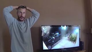 Reacția uluitoare a unui criminal căruia &icirc;i sunt arătate imagini video cu momentul &icirc;n care urcă &icirc;n mașină cadavrele familiei