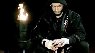 Yamato Zaharia a făcut senzaţie la Exatlon în rândul femeilor! Cum arată însă fratele îndrăgitului ”faimos”! Barbatul ar pune pe jar multe domnişoare!