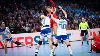 Rom&acirc;nia a ratat calificarea &icirc;n finala Campionatului European la handbal feminin
