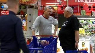 Românii petrec sărbătorile în rate! Creditele sunt la putere în această perioadă! Cât vor aloca oamenii  pentru masa de sărbători