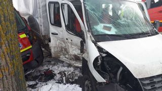 Accident &icirc;n Vrancea! O ambulanță SMURD a fost izbită &icirc;n plin de o autoutilitară. Sunt 5 victime!