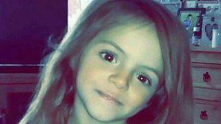 Mama care și-a &icirc;necat fetița de 3 ani scapă de pușcărie. Judecătorii spun că NU este VINOVATĂ de omor