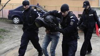 Sfârșit cumplit pentru un bărbat din Iași! Un vecin l-a ucis cu sălbăticie pentru 10 lei