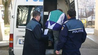 Tânăr de 24 de ani din Giurgiu, arestat pentru că a făcut niște fapte oribile! Două bătrâne i-au fost victime! Una a murit! Cum le-a batjocorit în ultimul hal