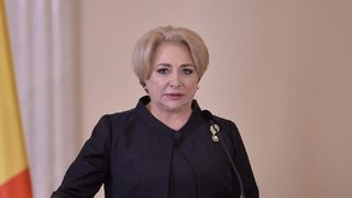 Mesajul premierului Viorica Dăncilă de Ziua Victoriei Revoluţiei Rom&acirc;ne: &rdquo;G&acirc;ndul meu se &icirc;ndreaptă spre martiri şi familiile lor&rdquo;