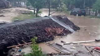 Bilanț cutremurător după tsunamiul din Indonezia! 281 de oameni au murit și peste 1000 au fost răniți