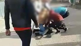 Răfuială între tineri în ziua de Ajun! Un băiat de 25 de ani din Suceava a ajuns cu urechea tăiată și cu mâinile rupte la spital!