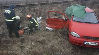 Două persoane au murit, alte trei sunt rănite după un accident ȘOCANT produs în județul Brașov! E cod roșu de intervenție