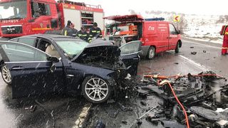 Accident cumplit pe DN1! Un bărbat a murit, iar alte patru persoane, printre care și un copil, sunt rănite