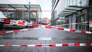 Atac rasist în Germania! Sunt patru victime după ce un bărbat a intrat cu mașina într-o mulțime de oameni