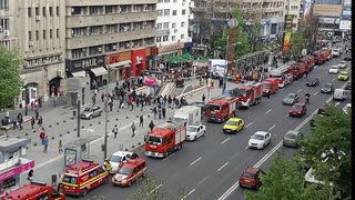 Panică la Piața Romană! O persoană a fost lovită de metrou! Se intervine de urgență