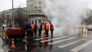 In plina avertizare de ger si ninsori, mii de bucuresteni au ramas fara apa calda si caldura!