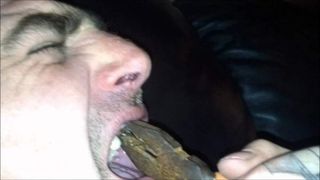 Un rom&acirc;n a murit &icirc;n Italia, după ce şi-a scos singur doi dinţi. Nu avea bani să meargă la dentist