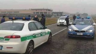 O rom&acirc;ncă din Italia, spulberată pe o trecerea de pietoni de un rom&acirc;n