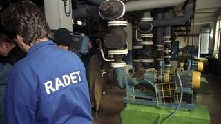 Avariile marca RADET continuă! Bucureștenii scot bani din buzunare pentru nimic