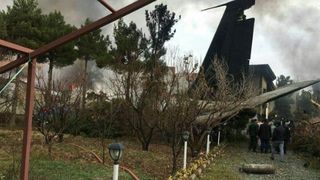 Un avion de transport marfă s-a prăbușit &icirc;n apropiere de Teheran