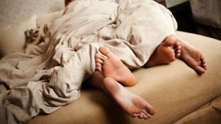 &Icirc;ndrăgostită de socru, o t&acirc;nără din Strășeni și-a &icirc;njunghiat viitoarea soacră