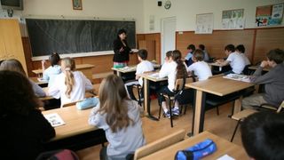 Profesoară de engleză din Cluj, cercetată disciplinar pentru că i-a &icirc;nvățat pe copii cuv&acirc;ntul "foot"