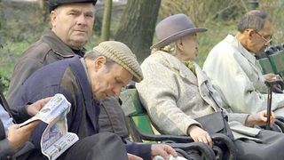 România, pe marginea prăpastiei! Plecarea tinerilor din țară și natalitatea scăzută anunță un scenariu sumbru