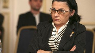 Legea educației ar putea să sufere noi modificări.  Ecaterina Andronescu vrea ca și elevii de clasa &icirc;nt&acirc;i să poată fi lăsați repetenți