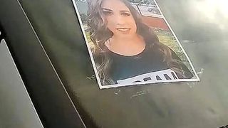 Elena, adolescenta de 15 ani sugrumată și otrăvită de propriul tată, a fost înmormântată. Sute de oameni au condus-o pe ultimul drum 