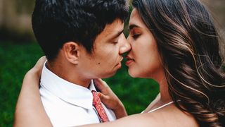 Ce ne spune stiinta despre beneficiile sarutului?