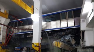 Panică la metrou! Un tren a sărit de pe șine la stația Berceni