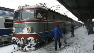 Probleme cu alimentarea cu energie electrică în Gara de Nord; trenurile circulă doar pe liniile 1-4, înregistrându-se întârzieri şi de 120 de minute