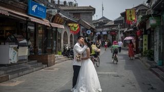 C&acirc;teva firme chineze oferă angajatelor nemăritate "concedii pentru &icirc;nt&acirc;lniri"