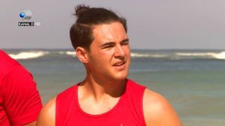 Mario Fresh a primit cadou un Ferrari &icirc;nainte să plece la Exatlon? Şi sora lui a primit un Mercedes de la părinţi de ziua ei! FOTO