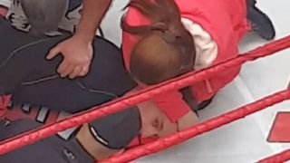 Mircea Badea a fost făcut astăzi K.O. după doar 5 secunde, &icirc;ntr-un meci de box. Imagini șocante 