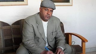 Scriitorul irakian Alaa Mashzoub a fost asasinat la Karbala. Asupra sa s-au tras 13 gloanţe