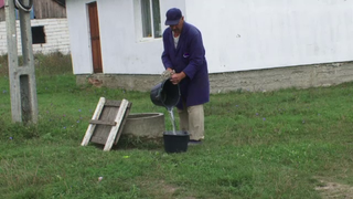 &Icirc;n 2019 șase milioane de rom&acirc;ni nu au apă potabilă &icirc;n case și nici acces la sistemul public de utilități!