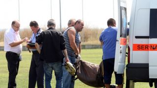 Medicii au declarat mort un bărbat din Ilfov, apoi l-au dus cu ambulanța la morgă. Când au ajuns și au deschis ușile Salvării au avut parte de șocul vieții lor