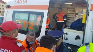 Elev de 7 ani din Mehedinți, călcat de autobuz! Băiatul a murit pe loc