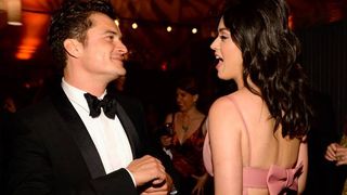 C&acirc;ntăreaţa Katy Perry şi actorul Orlando Bloom s-au logodit de Valentine's Day!